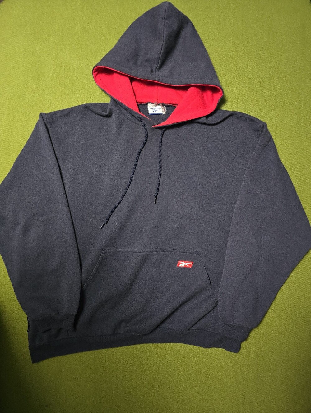90's Reebok Black Hoodie with Red Hood Lining